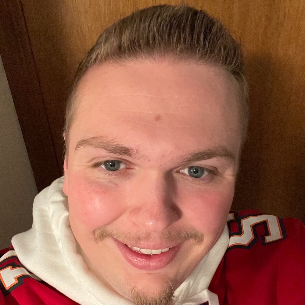 Meet your Posher, Kyle